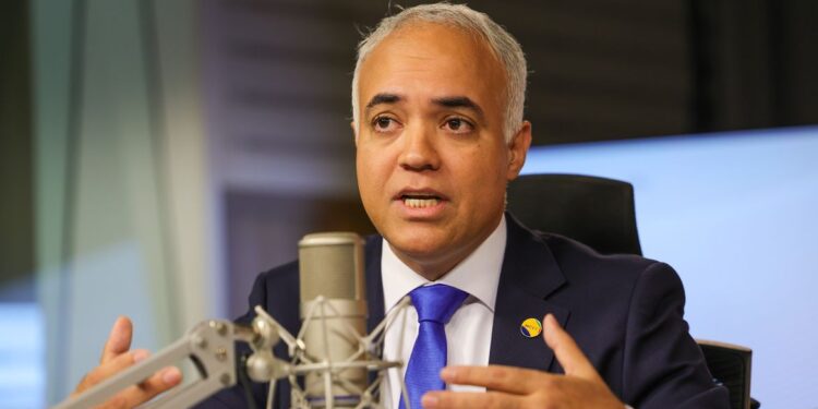 Reforma Casa Brasil: programa será detalhado em breve, diz ministro