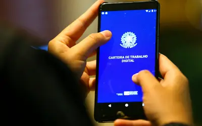 Fim da jornada 6×1 pode aumentar processos trabalhistas, avalia ex-juiz do Trabalh