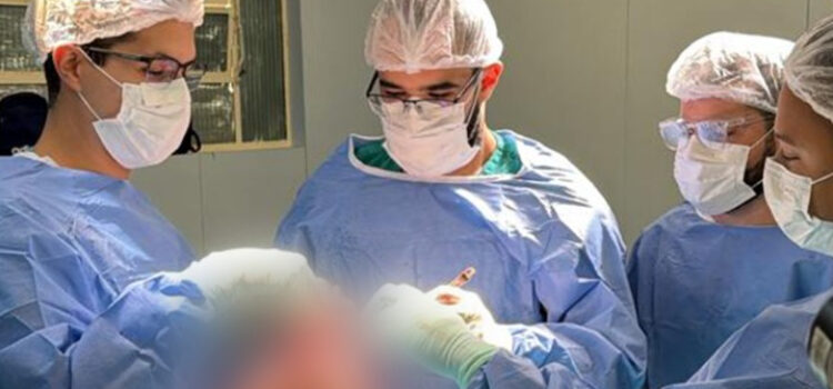 Hospital Regional de Barbacena inicia cirurgias de prótese de joelho e planeja zerar fila de espera