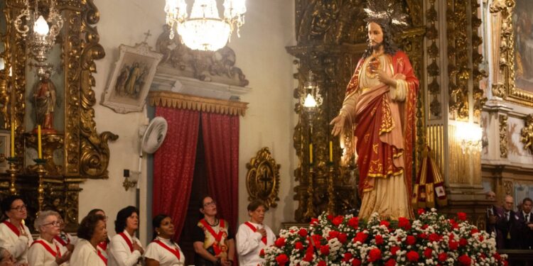 Paróquia do Pilar adota programação especial para o mês do Sagrado Coração de Jesus