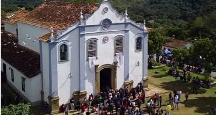 COBRANÇA DE R$ 55 MIL PARA JUBILEU HISTÓRICO LEVANTA QUESTIONAMENTOS SOBRE CRITÉRIOS ADOTADOS EM TIRADENTES